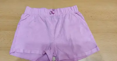 Dívčí kraťasy vel. 110/116