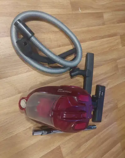 Bezsáčkový vysavač Rowenta
