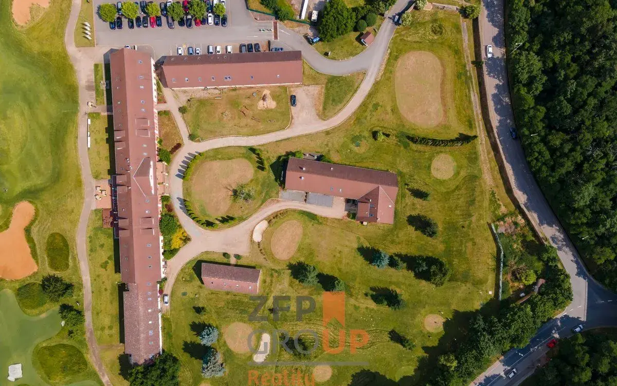Pronájem komerčních prostor 1+1 o rozloze 76 m², ulice K Rad