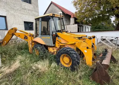 JCB 2DX
