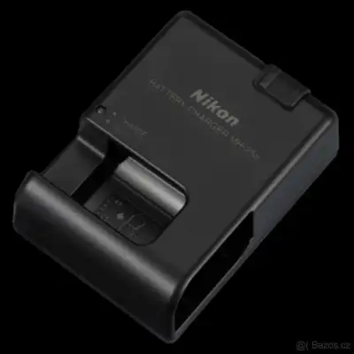 NIKON MH-32 originál