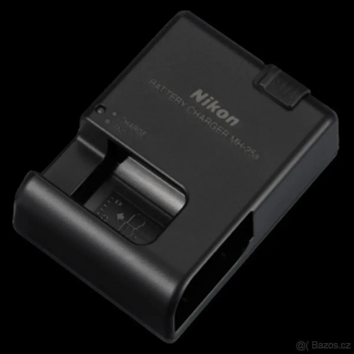NIKON MH-32 originál