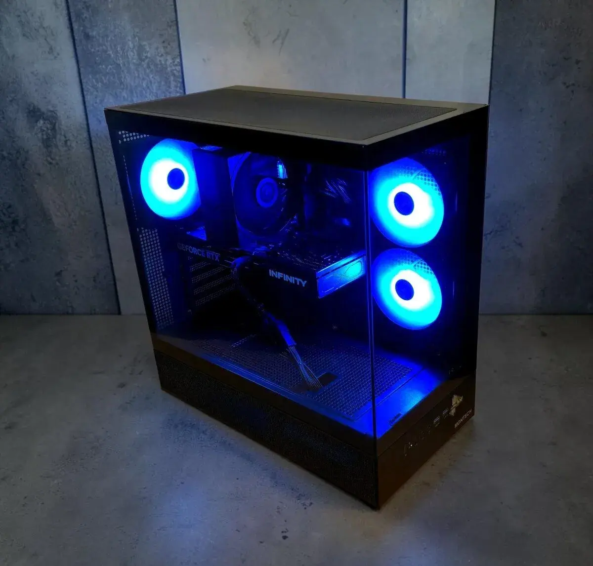 Herní PC s RTX 5080