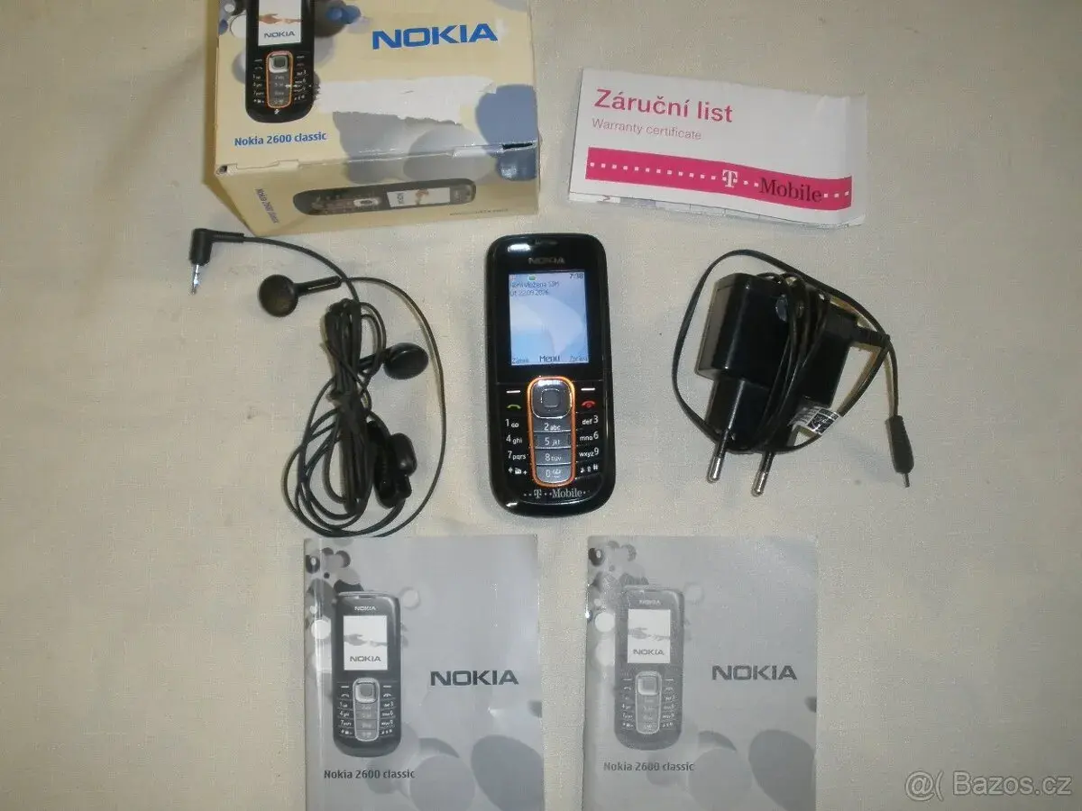 Nokia 2600 Classic / celý komplet /