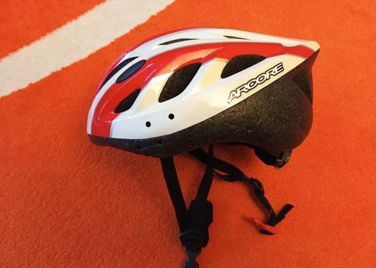 Dámská cyklistická helma Arcore