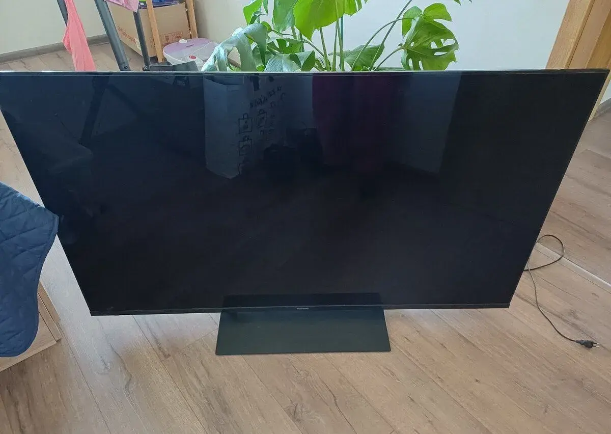 Televize Panasonic úhlopříčka 148 cm