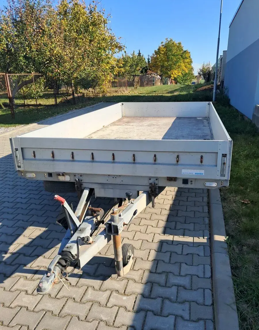Vlek 2000kg trojkombinace