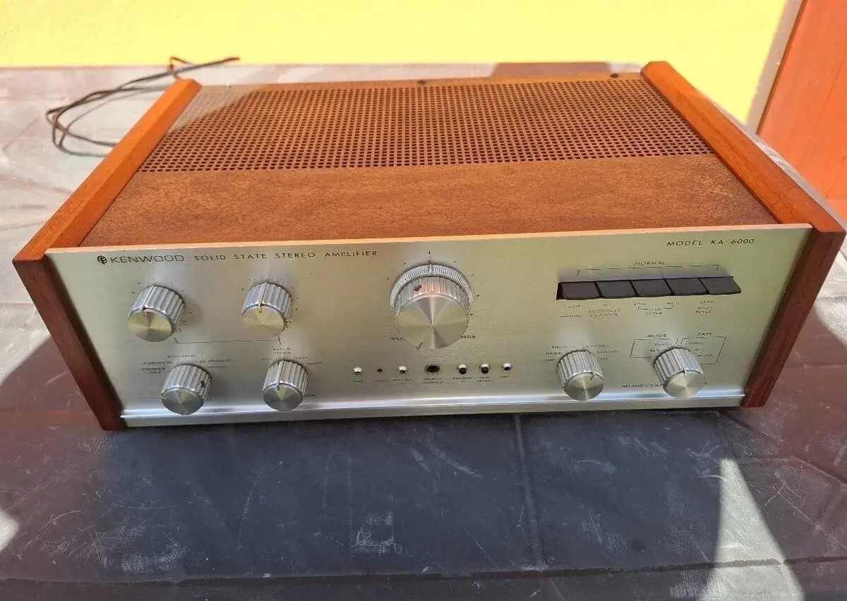 Kenwood KA-6000 nejvyšší model MC phono,gravírováne nápisy,