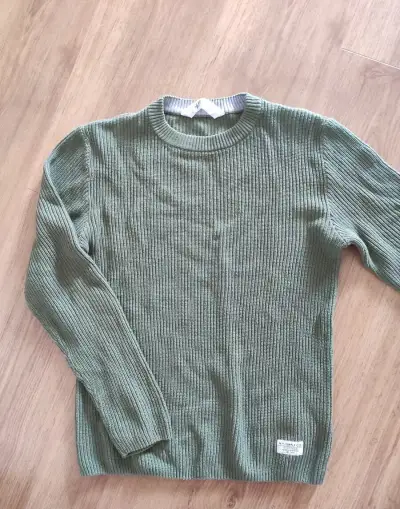 Svetr H&M vel. 134/140