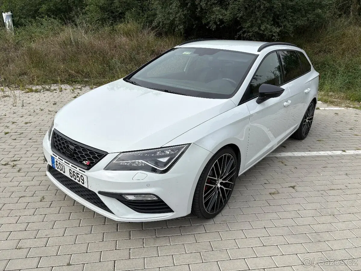 Seat LEON – 2017, 100 km