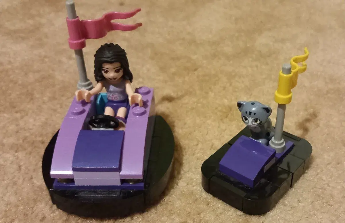 Lego Friends 30409 Emma na autodromu