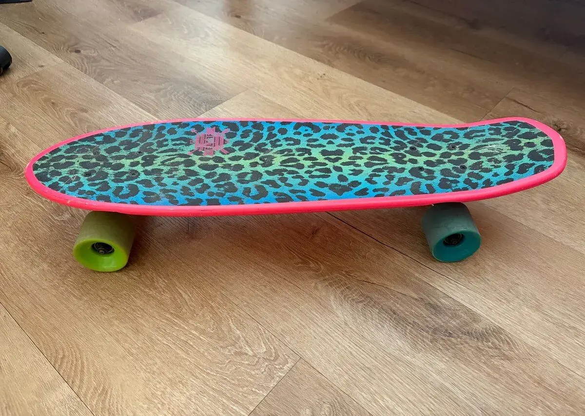 Skateboard Globe