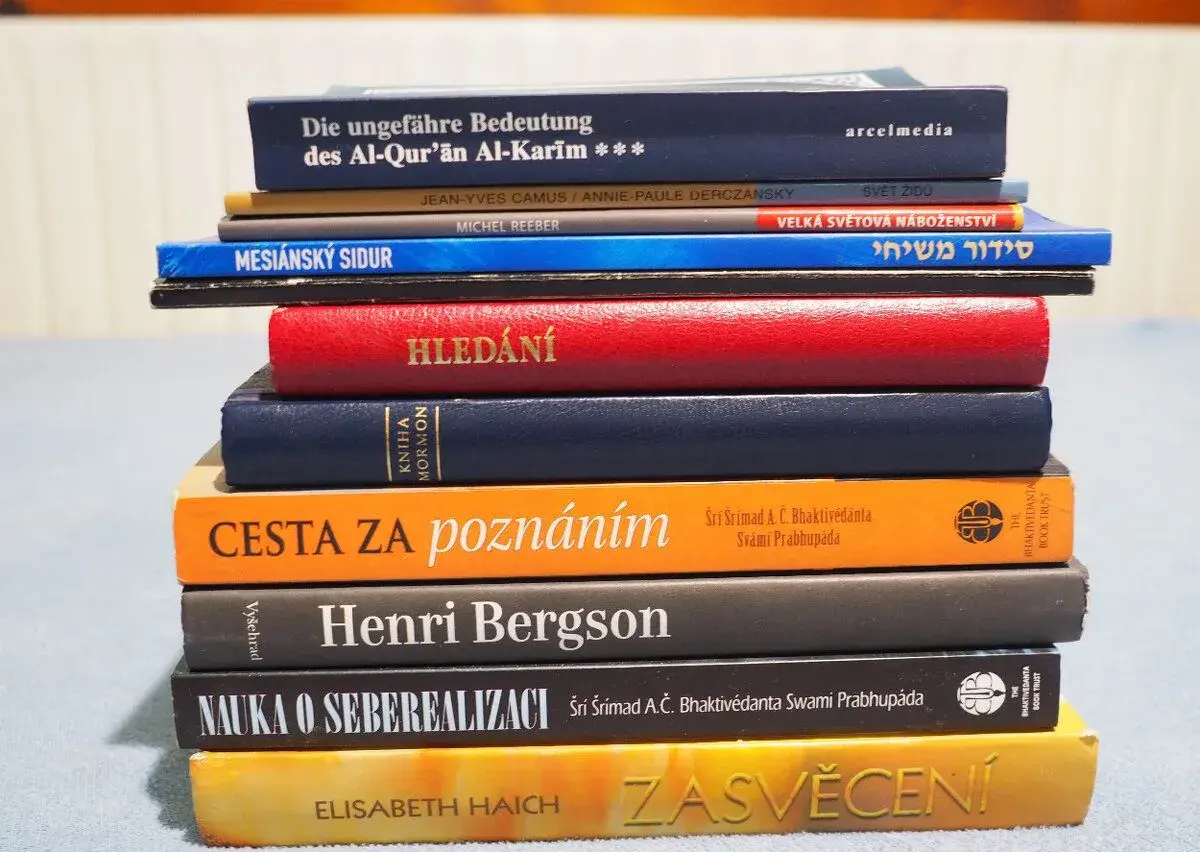 knihy s náboženskou/mystickou tématikou