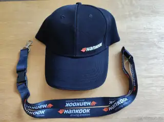Sportovní Čepice Hankook a klíčenka pneumatiky