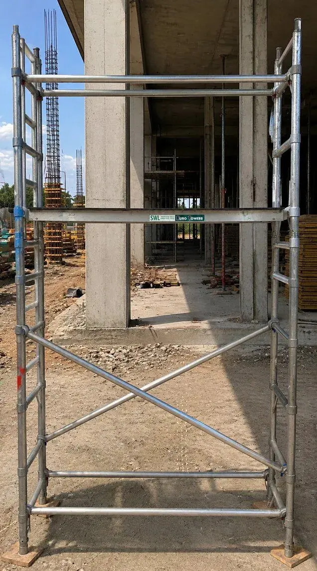 Pojízdné hliníkové lešení Eurotower - pracovní výška 4.6m