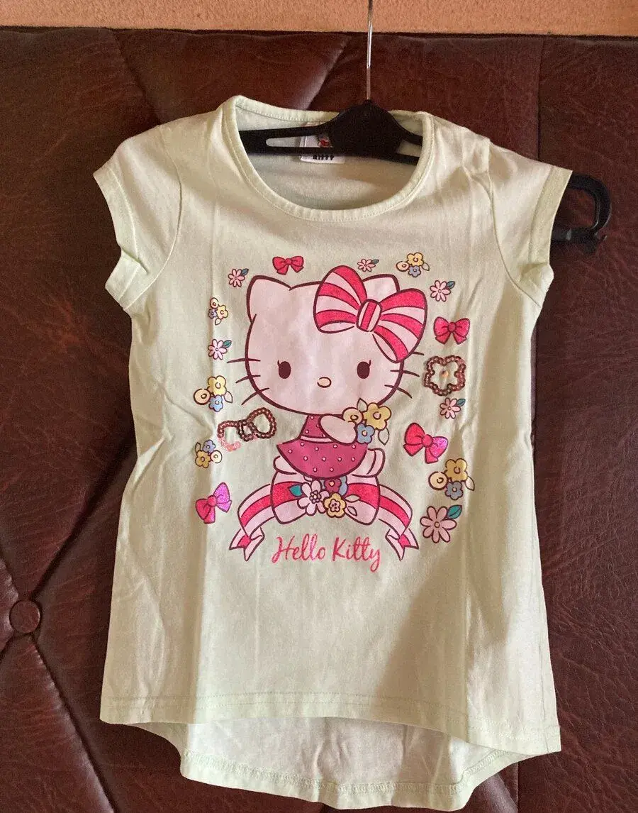 Triko s Hello Kitty s kr.ruk.vel.110 nove a moc pekn