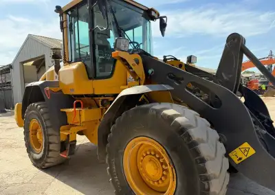 Kolový nakladač VOLVO L 70H, r.v. 2023, 6389 mth
