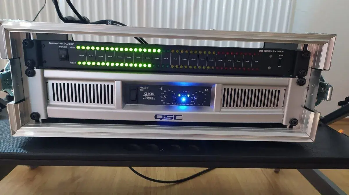 Zesilovač QSC GX5