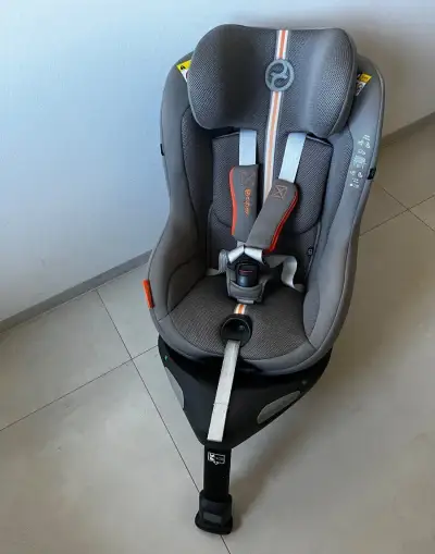 Dětská autosedačka cybex sirona Gi i-Size 2024 lava greyPLUS
