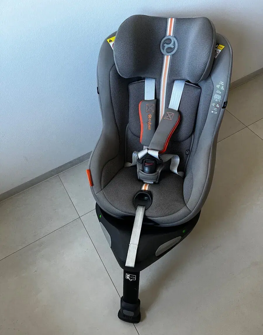Dětská autosedačka cybex sirona Gi i-Size 2024 lava greyPLUS