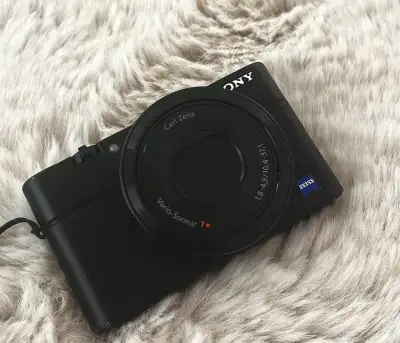 Sony RX100 Mark I – super stav