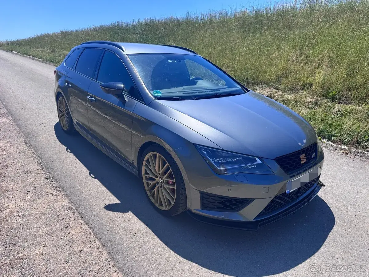 Seat Leon – 2021, 98 000 km