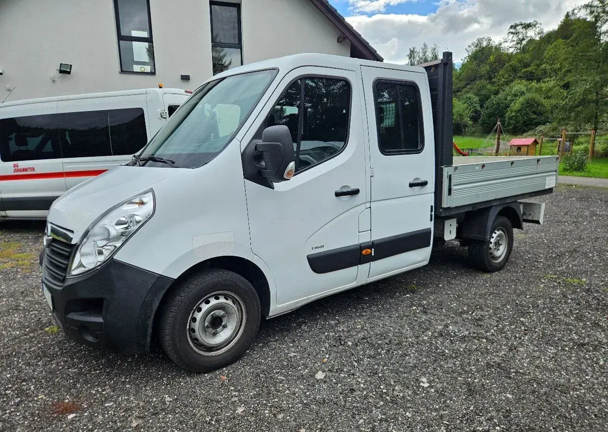 Opel Movano