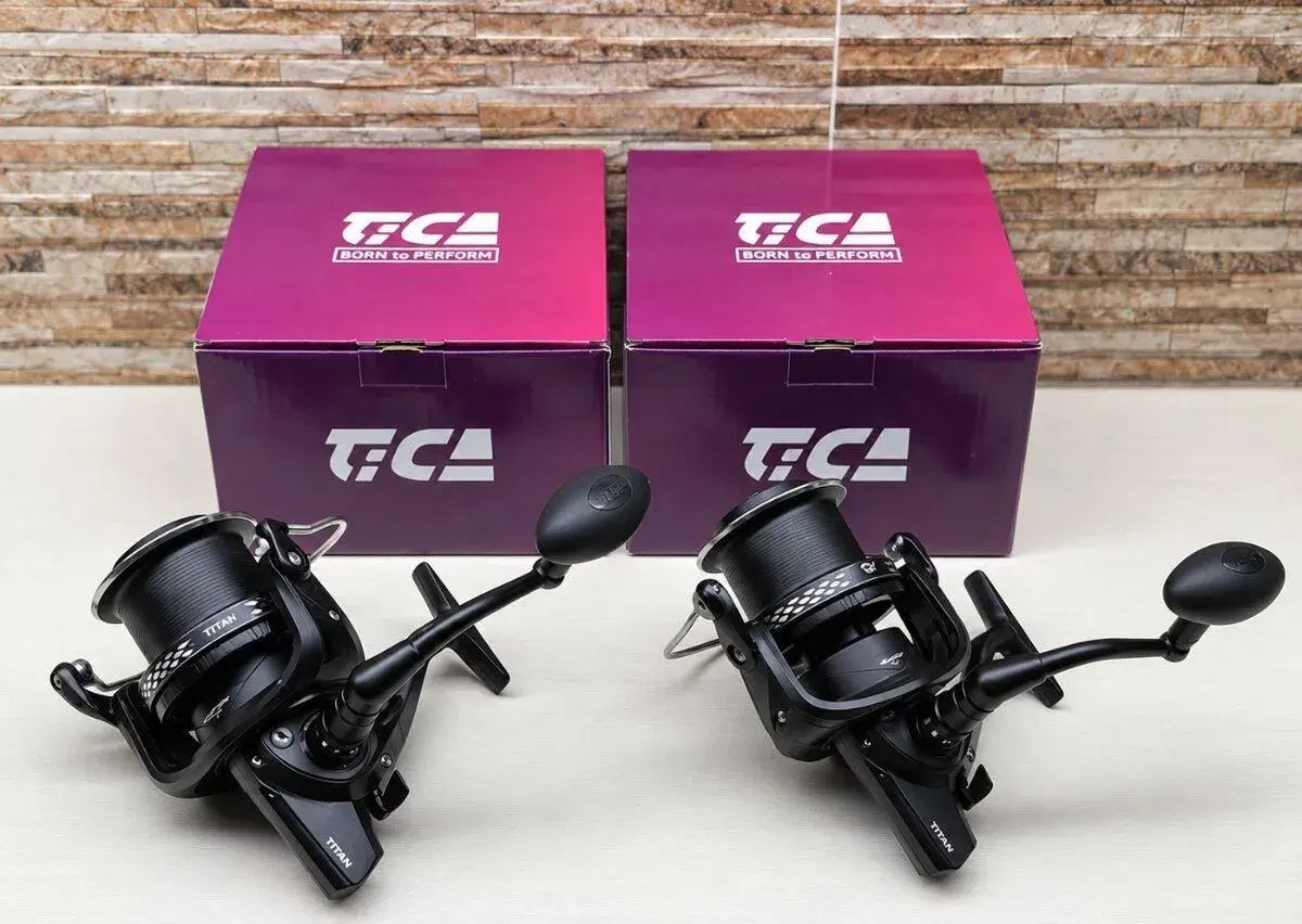2× Tica Titan T8000 – jako nové + záruka + krabice