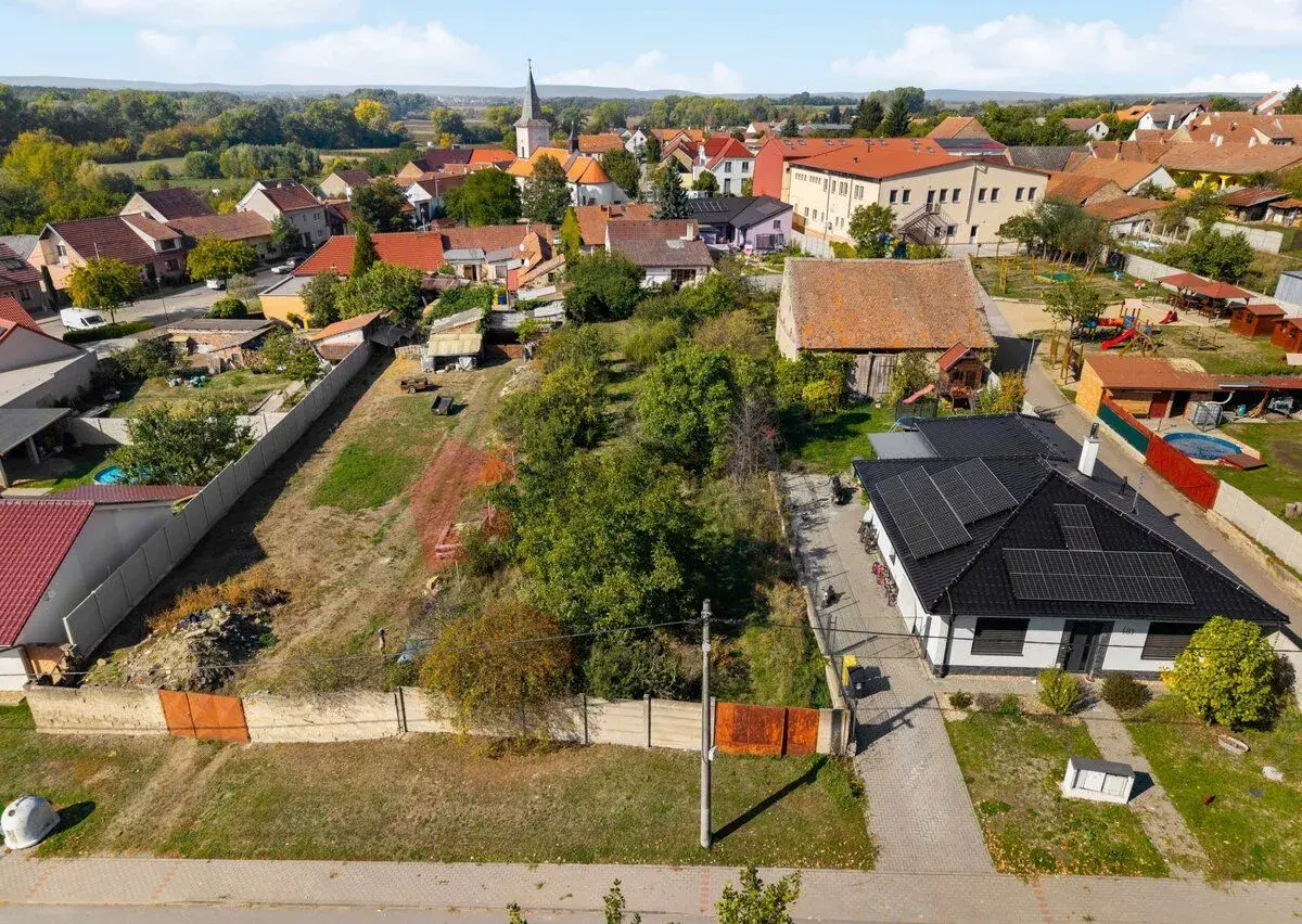 Prodej stavebního pozemku 653 m2 Přibice