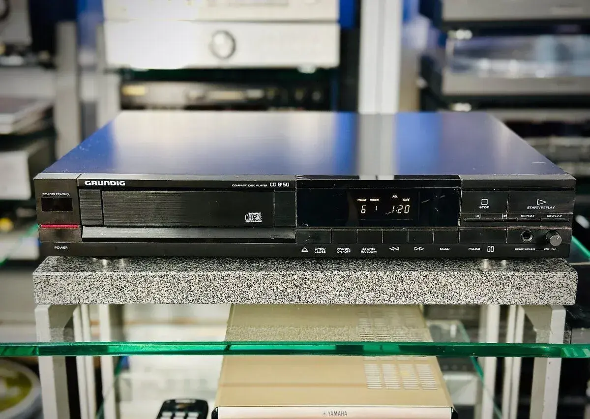 GRUNDIG CD 8150 (r.1988)
