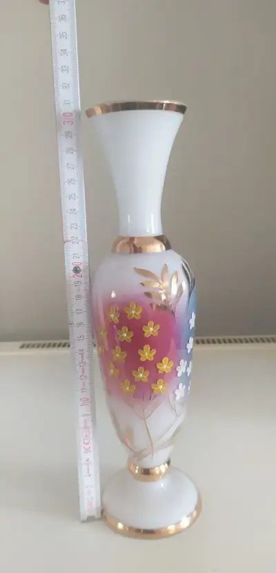 Porcelánová váza zlacená