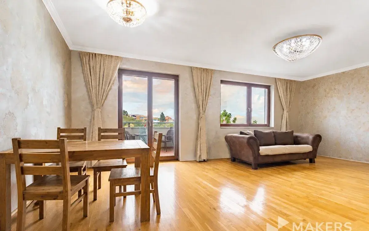 Pronájem bytu 3+kk 100 m², Praha - Smíchov, ul. U Dívčích hr