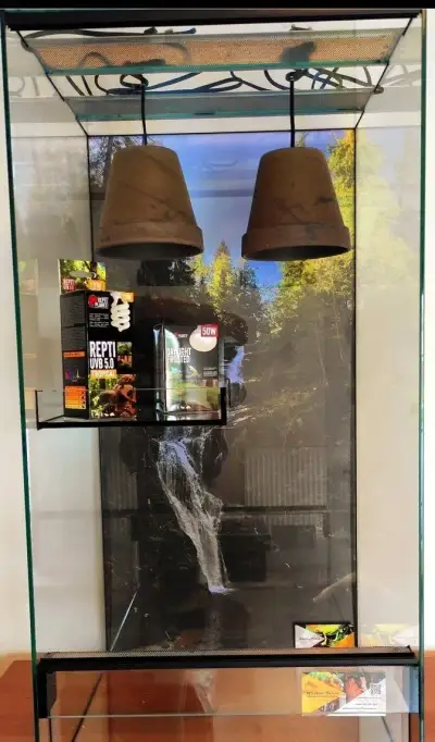 Terárium nové pro chameleona s odpočivadlem, sila skla 5 mm,