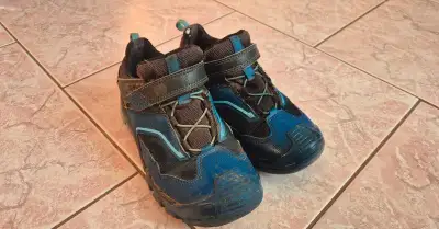 Boty Quechua Crossrock, velikost 33