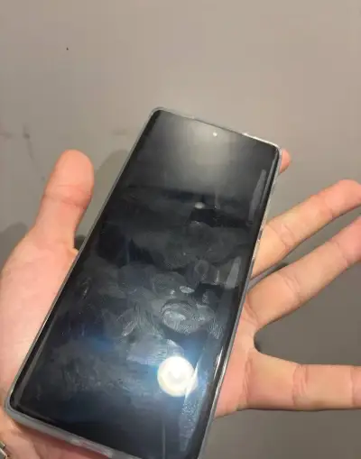Motorola Moto G85 5G 256GB, šedá