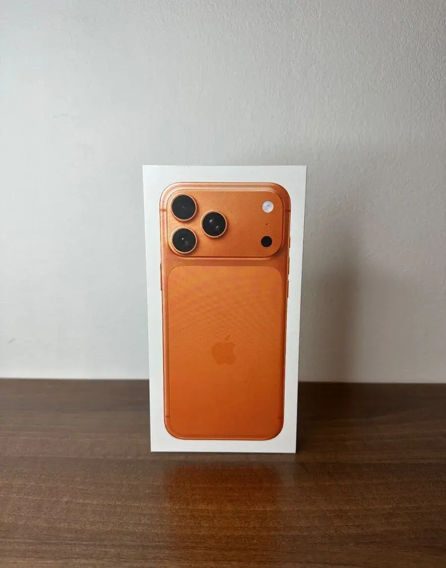 NOVÝ iPhone 17 Pro Max 256 GB – Cosmic Orange 🍊