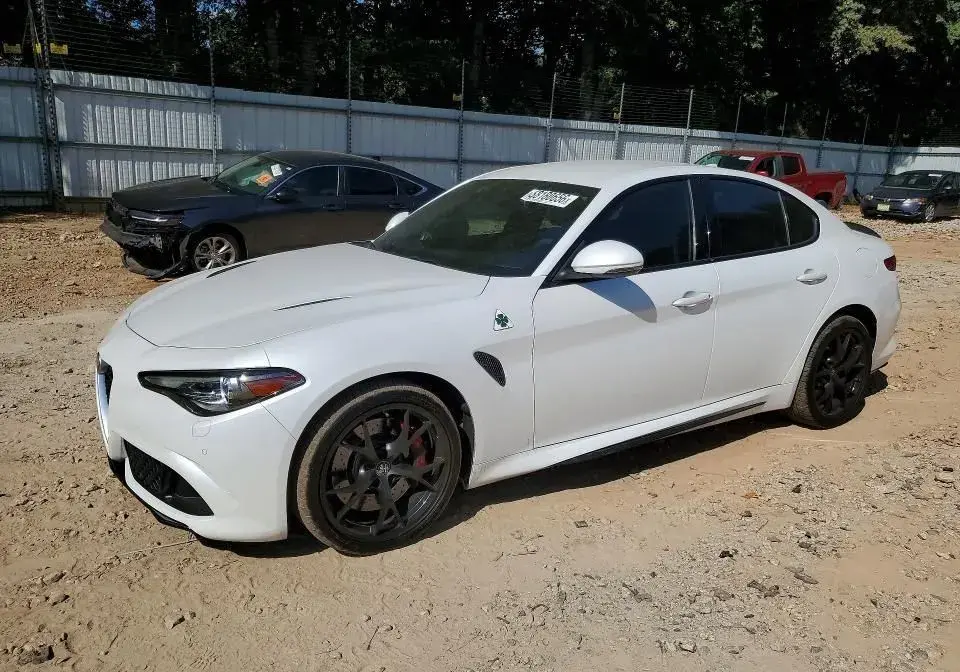 Alfa Romeo Giulia – 2018, 100 km