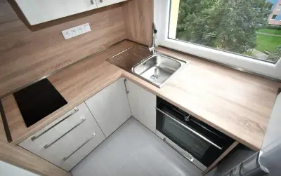 Pronájem krásného bytu 1+kk, 30m2, Praha 4 - Háje, ul. Schul