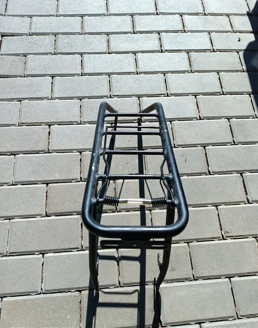 Dva zadní nosiče na elektrokola Crussis