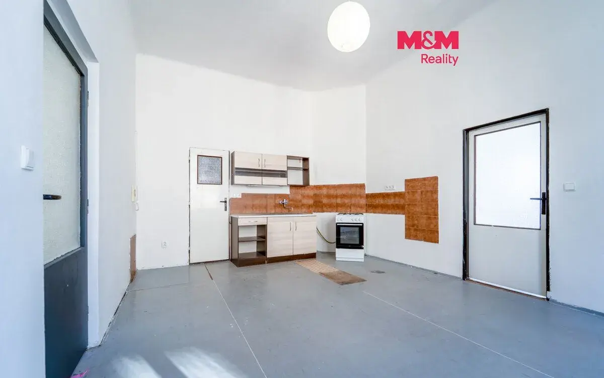 Pronájem bytu 3+1, 121 m², Plzeň, ul. Zbrojnická