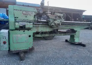 Soustruh TOS C45