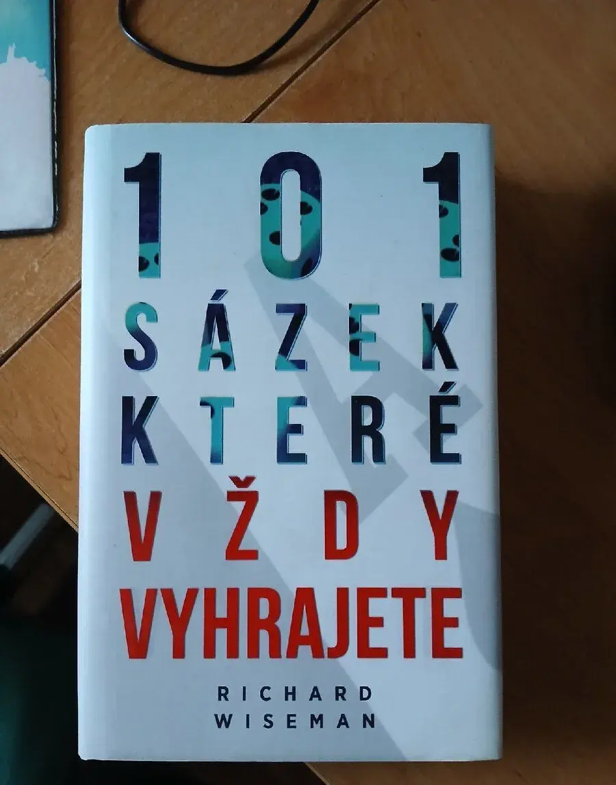 Kniha 101 dárek které vždy vyhrajete