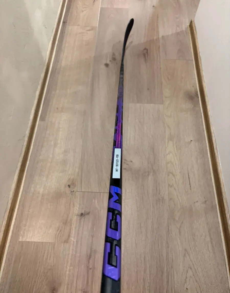 Nová Hokejka CCM Trigger 10 Pro - 55 flex, P28 levá, INT