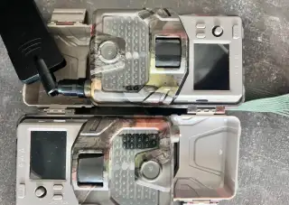 2× fotopast Suntek HC-910 Pro 4G živý náhled