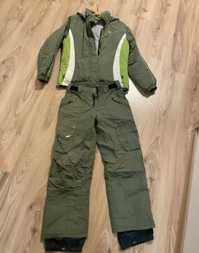 Zimní bunda a kalhoty na lyže/snowboard