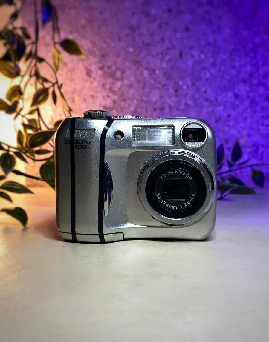Nikon Coolpix 3100 digitální fotoaparát