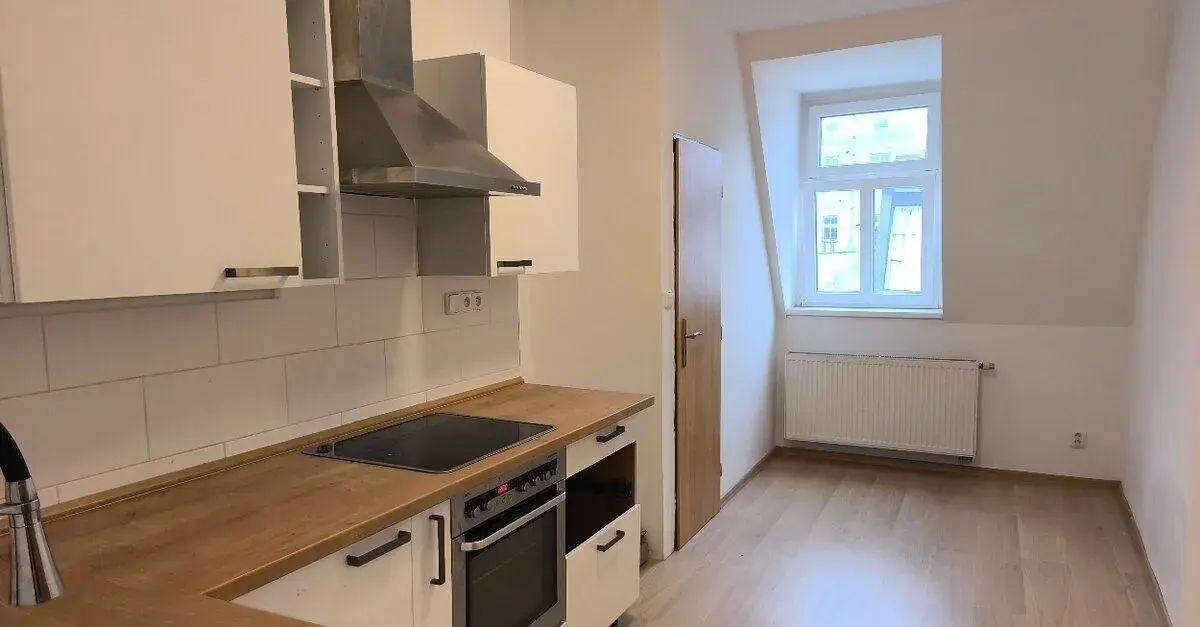 Pronájem pěkného bytu 1+1 v centru Liberce, Pražská ul.