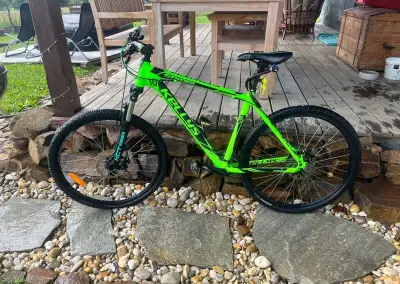 Horské kolo Kellys Spider 10 (27.5") – kotoučové brzdy