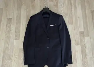 Pánský oblek JEREM Slim Fit - ZÁNOVNÍ