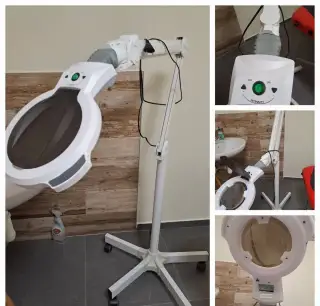KOSMETICKÁ LAMPA S LUPOU